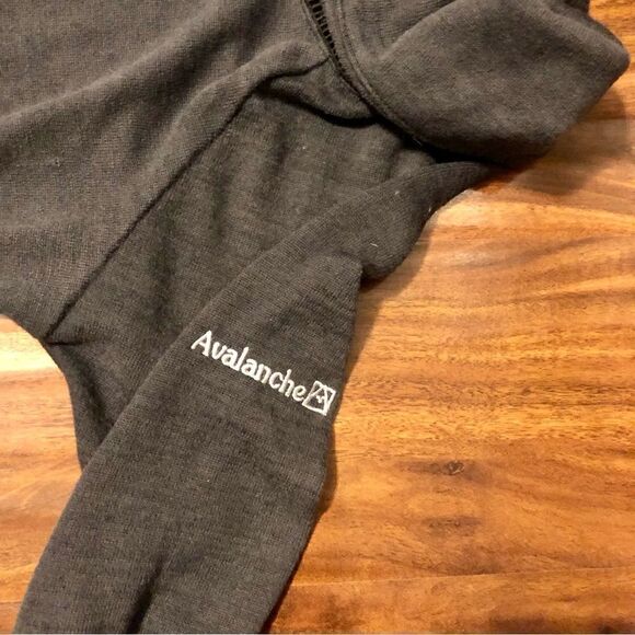 NWT Avalanche Cowl Gray Sweater Size Medium - Picture 15 of 15